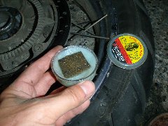 携帯用ビートワックスの写真